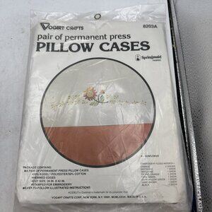 Vogart Crosstitch 8203A Kit Pillow cases Flowers Springmaid  Fabric